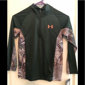 NWT under armour camo longsleeve